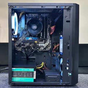 Infinity Raven - Mid Tower Case (No Fan)