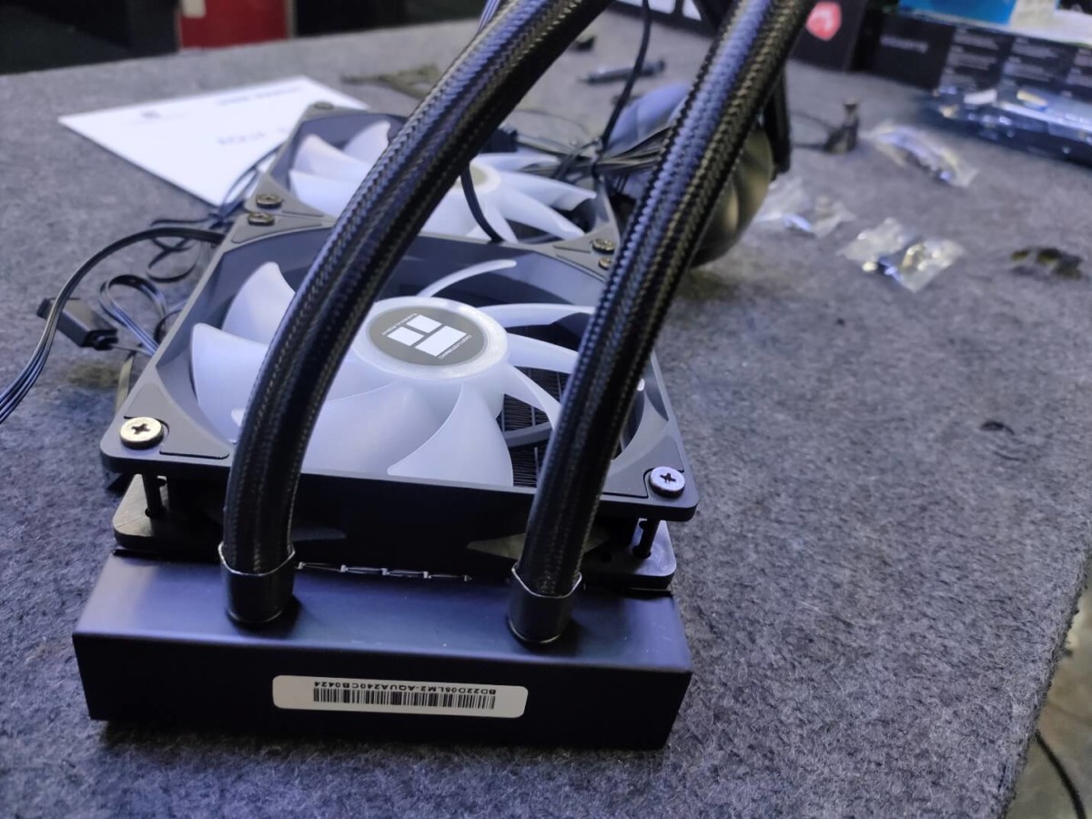 Thermalright Aqua Elite 240 ARGB Black - AIO CPU Cooler Thermalright Aqua Elite 240 ARGB Black - AIO CPU Cooler