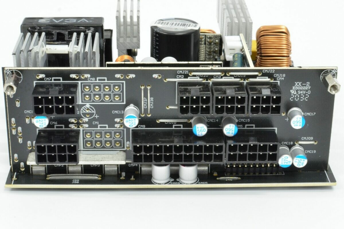 EVGA 550 B5 - 80+ BRONZE 550W - Fully Modular