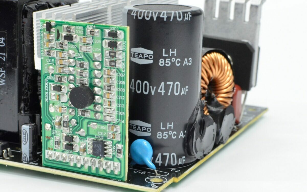 EVGA 600 BR - 80+ BRONZE 600W - Hard Line EVGA 600 BR - 80+ BRONZE 600W - Hard Line