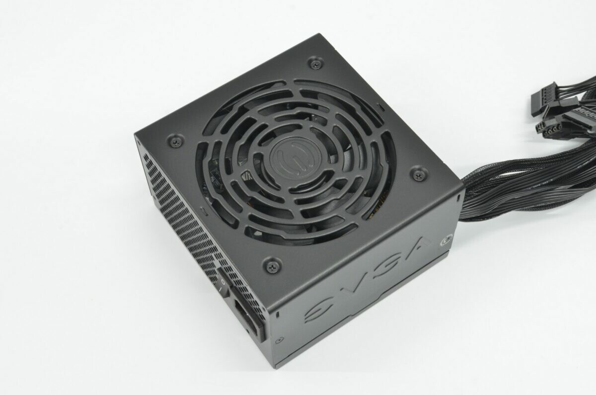 EVGA 600 BR - 80+ BRONZE 600W - Hard Line EVGA 600 BR - 80+ BRONZE 600W - Hard Line