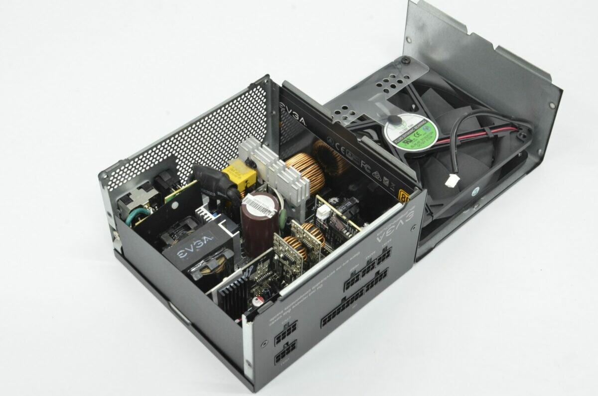 EVGA SuperNOVA 550 GT - 80+ GOLD 550W - Fully Modular EVGA SuperNOVA 550 GT - 80+ GOLD 550W - Fully Modular