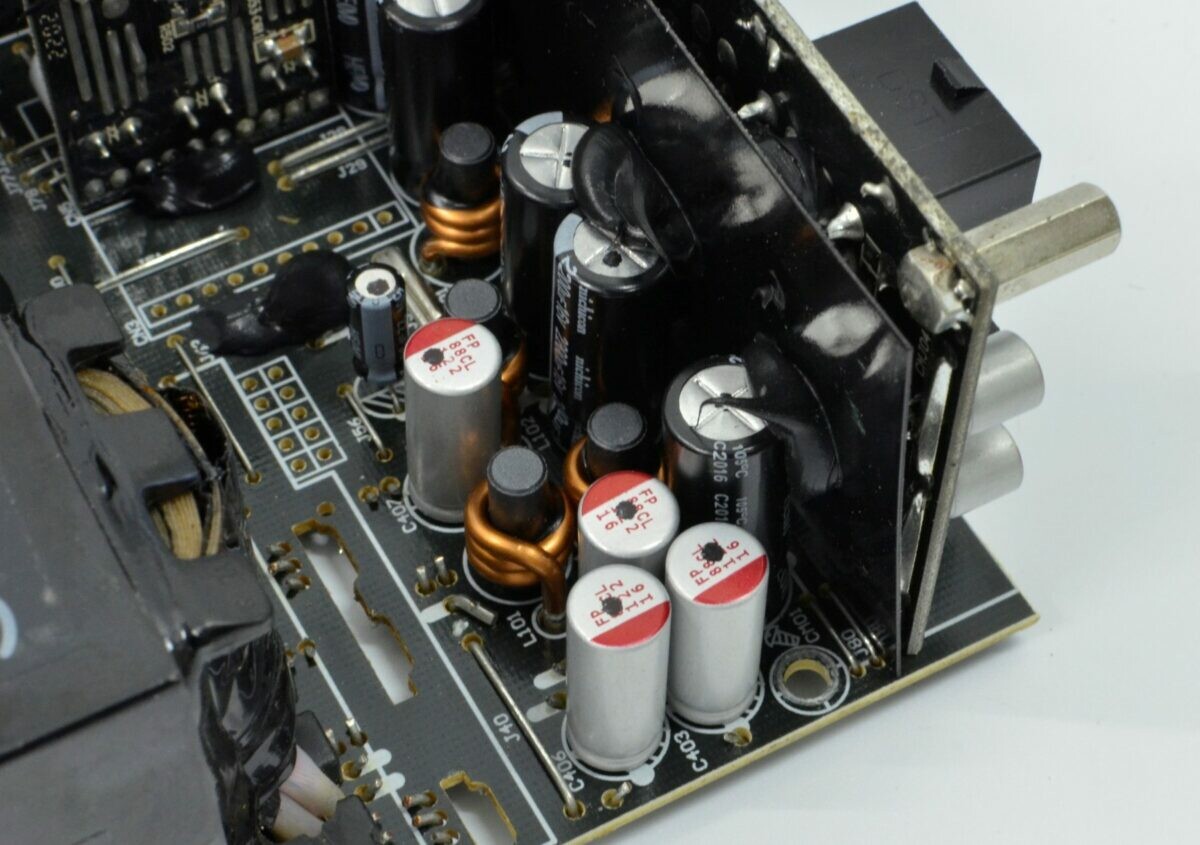 EVGA SuperNOVA 550 GT - 80+ GOLD 550W - Fully Modular EVGA SuperNOVA 550 GT - 80+ GOLD 550W - Fully Modular