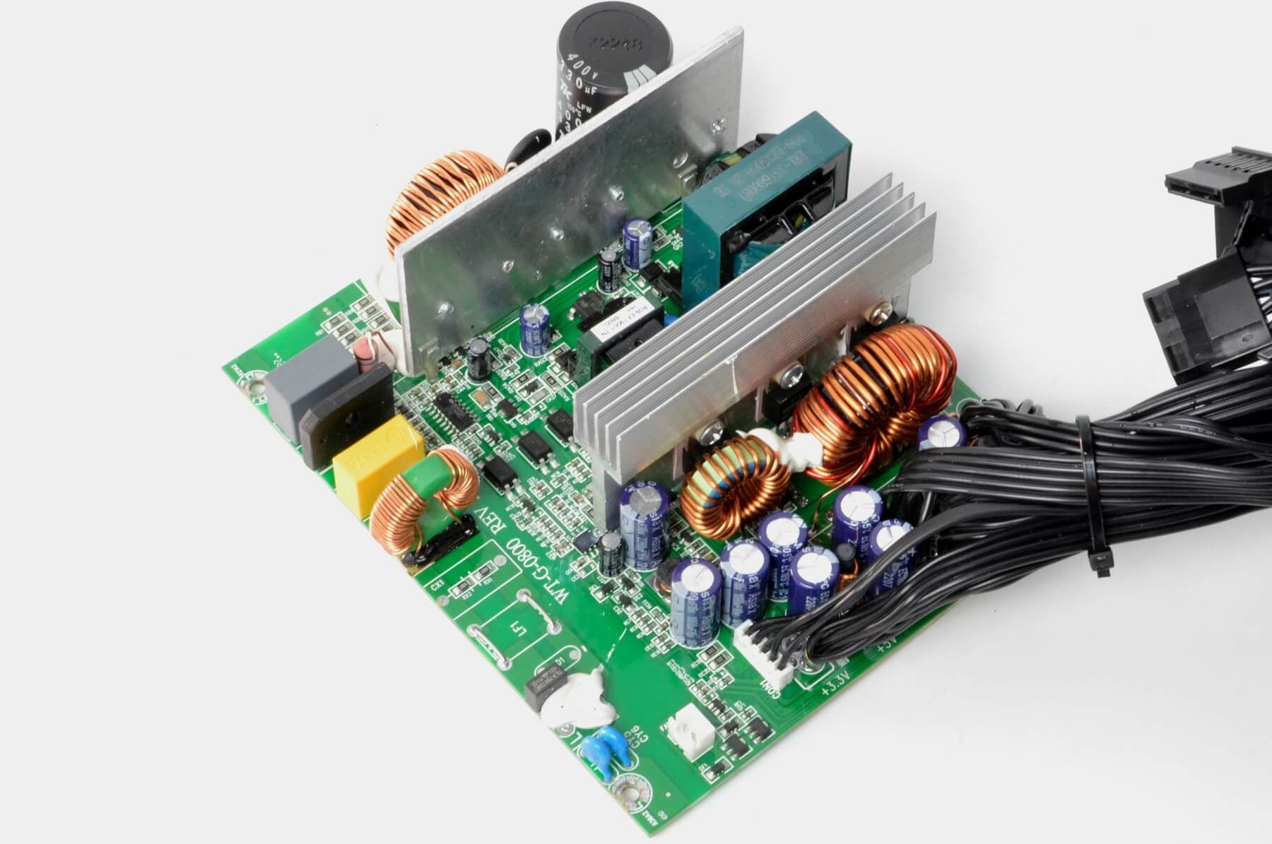 Infinity ECO 550W Single Rail – True Power