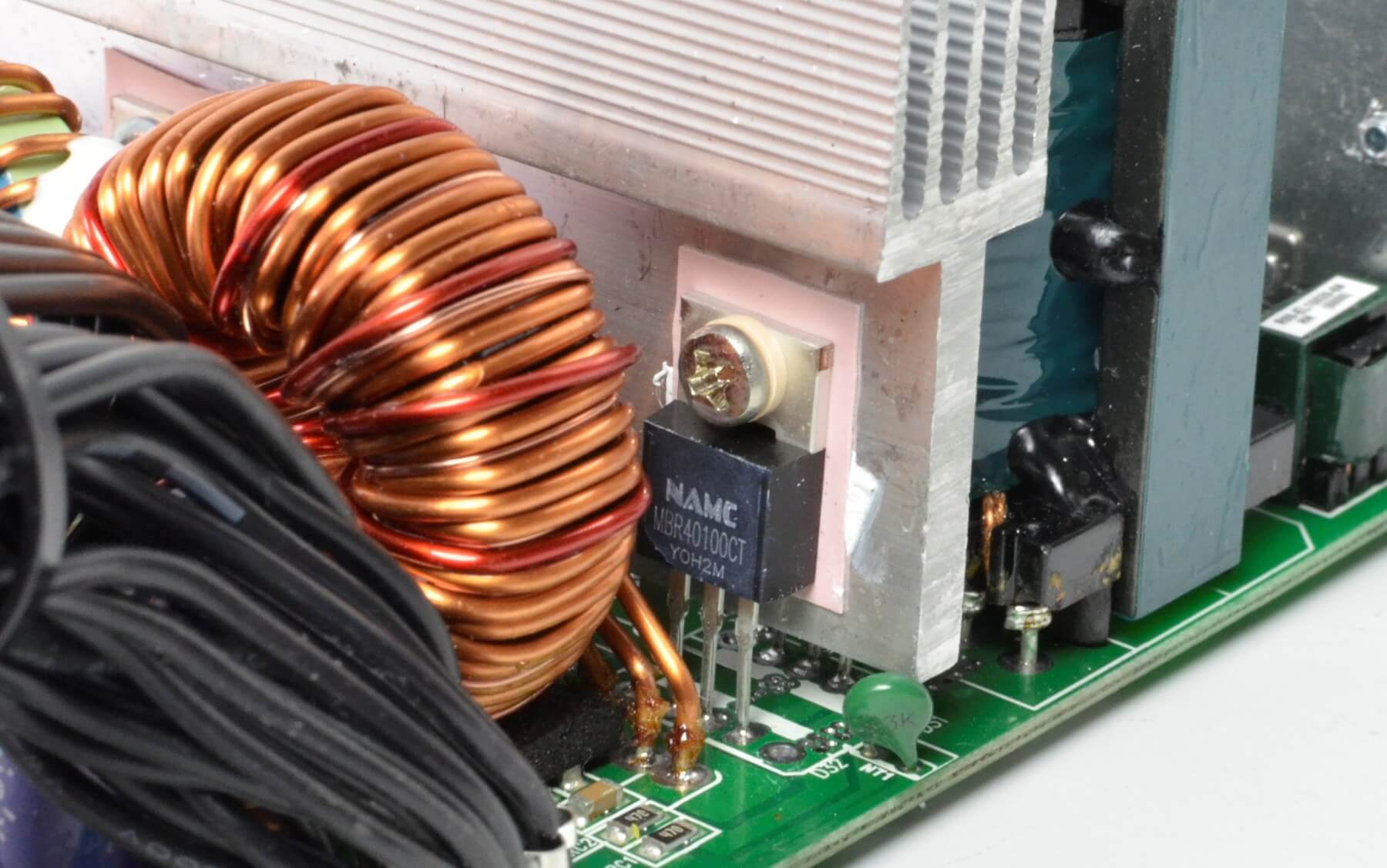 Infinity ECO 550W Single Rail – True Power Features 20 Infinity ECO 550W Single Rail – True Power