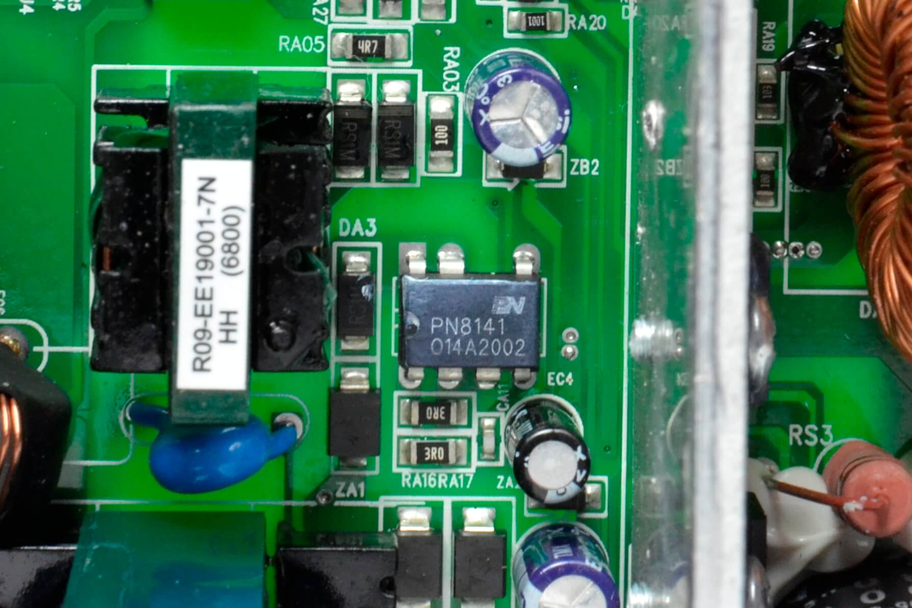 Infinity ECO 550W Single Rail – True Power Features 24 Infinity ECO 550W Single Rail – True Power