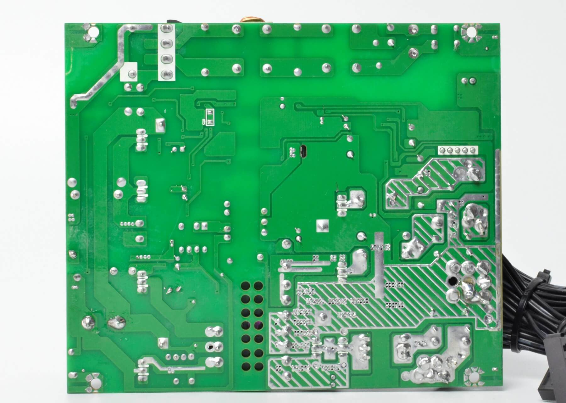 Infinity ECO 550W Single Rail – True Power Features 25 Infinity ECO 550W Single Rail – True Power