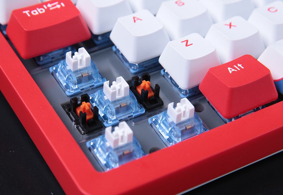 DAREU A98 PRO RED WAVE - Triple Mode | DareU DREAM Switch | RGB Gaming Wireless Keyboard DAREU A98 PRO RED WAVE - Triple Mode | DareU DREAM Switch | RGB Gaming Wireless Keyboard