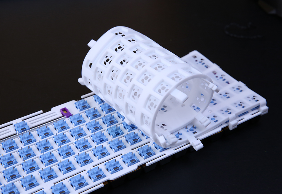 DAREU A98 PRO Timeless - Triple Mode | DareU DREAM Switch | RGB Gaming Wireless Keyboard DAREU A98 PRO Timeless - Triple Mode | DareU DREAM Switch | RGB Gaming Wireless Keyboard